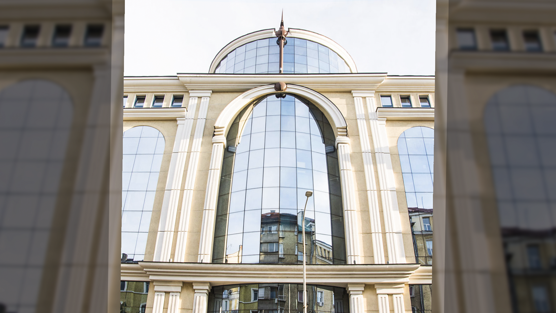 Офис на Вход Мениджър — професионален домоуправител в София